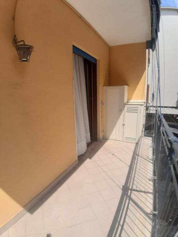 Terra E Mare Apartment Sorrento Bagian luar foto